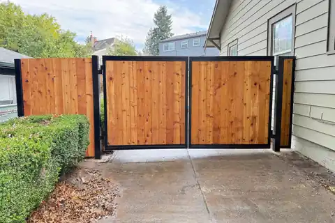 residential gate repair