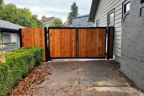 swing gate repair